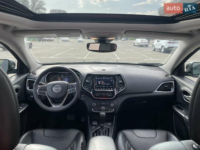 Черный Джип Чероки, объемом двигателя 3.24 л и пробегом 43 тыс. км за 24900 $, фото 11 на Automoto.ua