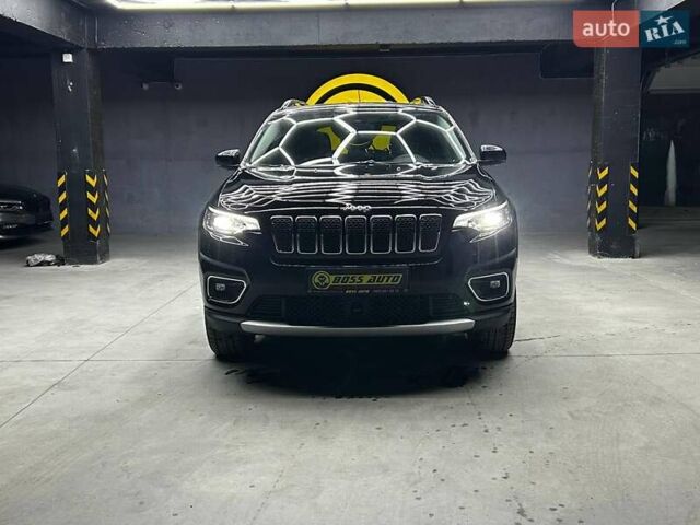 Чорний Джип Cherokee, об'ємом двигуна 3.2 л та пробігом 9 тис. км за 26000 $, фото 1 на Automoto.ua