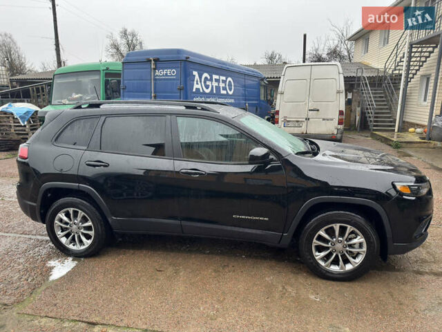 Черный Джип Чероки, объемом двигателя 2 л и пробегом 43 тыс. км за 19999 $, фото 9 на Automoto.ua