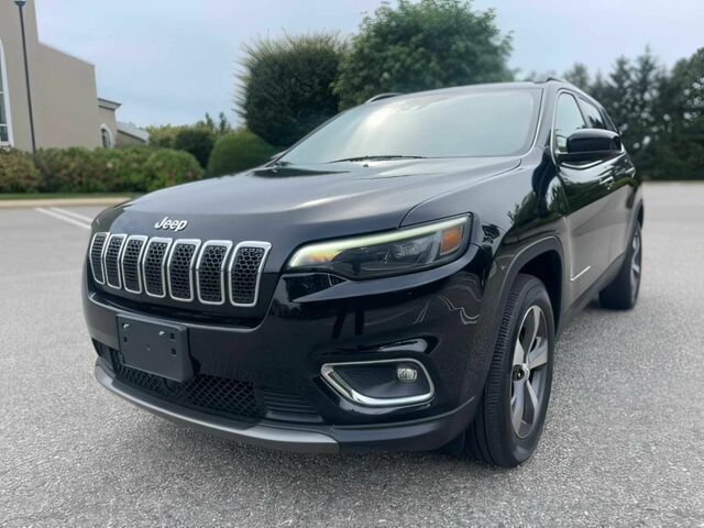 Черный Джип Чероки, объемом двигателя 2 л и пробегом 14 тыс. км за 12500 $, фото 2 на Automoto.ua