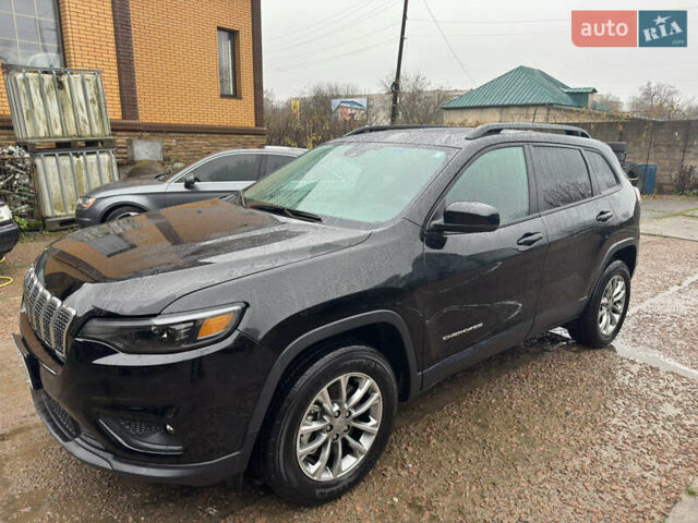 Черный Джип Чероки, объемом двигателя 2 л и пробегом 43 тыс. км за 19999 $, фото 4 на Automoto.ua