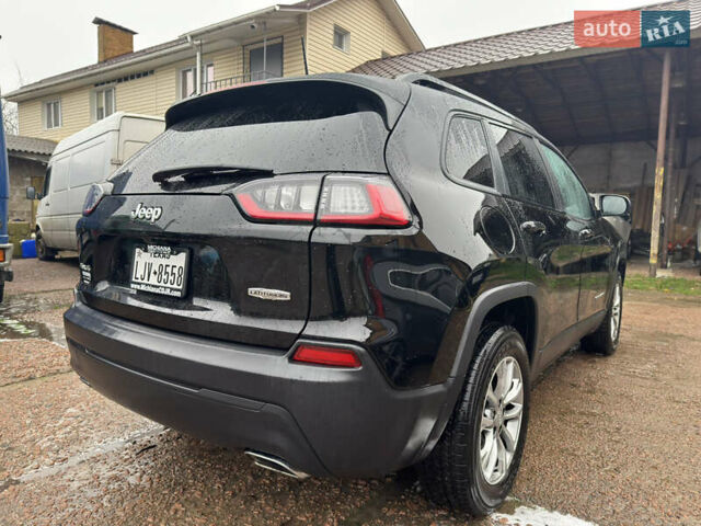 Черный Джип Чероки, объемом двигателя 2 л и пробегом 43 тыс. км за 19999 $, фото 8 на Automoto.ua