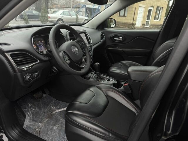 Черный Джип Чероки, объемом двигателя 3.2 л и пробегом 99 тыс. км за 19250 $, фото 22 на Automoto.ua