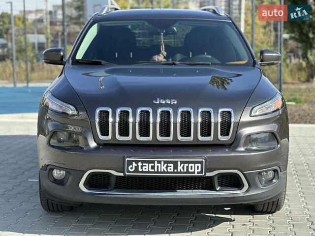 Коричневий Джип Cherokee, об'ємом двигуна 2.4 л та пробігом 256 тис. км за 11600 $, фото 3 на Automoto.ua