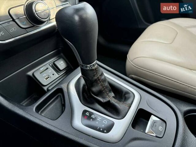 Коричневый Джип Чероки, объемом двигателя 3.24 л и пробегом 102 тыс. км за 18490 $, фото 22 на Automoto.ua