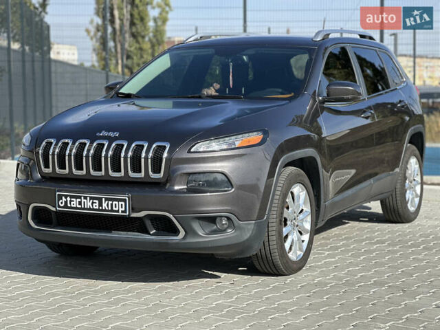 Коричневий Джип Cherokee, об'ємом двигуна 2.4 л та пробігом 256 тис. км за 11600 $, фото 1 на Automoto.ua