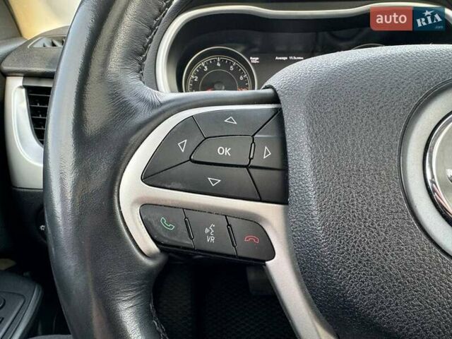 Коричневый Джип Чероки, объемом двигателя 3.24 л и пробегом 102 тыс. км за 18490 $, фото 16 на Automoto.ua