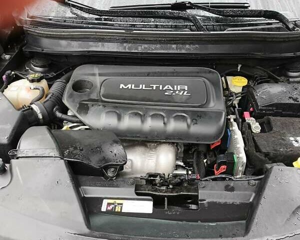 Коричневый Джип Чероки, объемом двигателя 2.4 л и пробегом 170 тыс. км за 13500 $, фото 5 на Automoto.ua