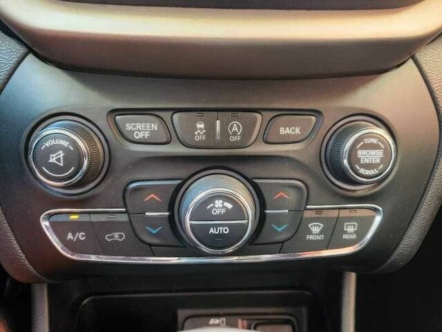 Коричневый Джип Чероки, объемом двигателя 3.2 л и пробегом 110 тыс. км за 9000 $, фото 15 на Automoto.ua