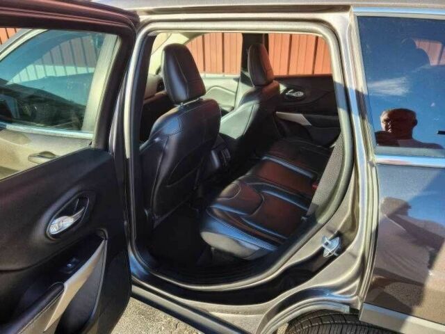 Коричневый Джип Чероки, объемом двигателя 3.2 л и пробегом 110 тыс. км за 9000 $, фото 11 на Automoto.ua