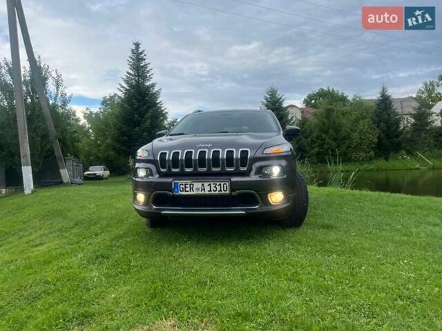 Коричневий Джип Cherokee, об'ємом двигуна 2.18 л та пробігом 182 тис. км за 17350 $, фото 4 на Automoto.ua