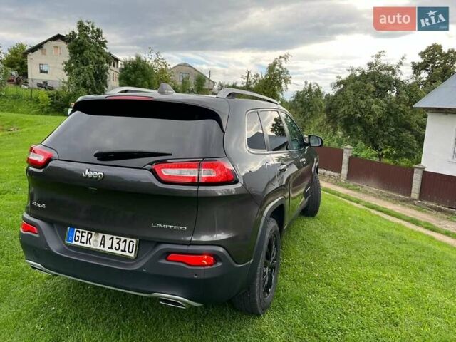 Коричневий Джип Cherokee, об'ємом двигуна 2.18 л та пробігом 182 тис. км за 17350 $, фото 9 на Automoto.ua