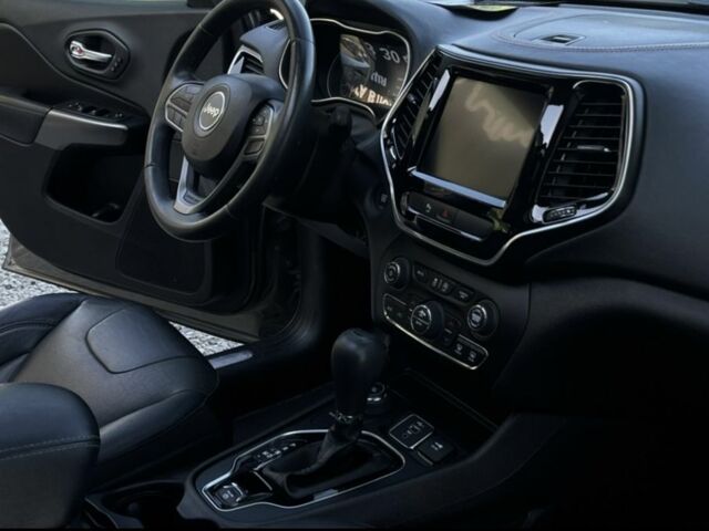 Коричневый Джип Чероки, объемом двигателя 3.2 л и пробегом 75 тыс. км за 18500 $, фото 11 на Automoto.ua