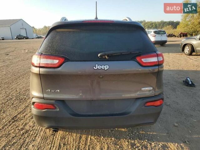 Коричневий Джип Cherokee, об'ємом двигуна 2.36 л та пробігом 93 тис. км за 2650 $, фото 5 на Automoto.ua