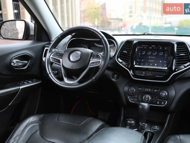 Коричневый Джип Чероки, объемом двигателя 3.24 л и пробегом 117 тыс. км за 18500 $, фото 11 на Automoto.ua