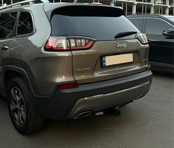 Коричневый Джип Чероки, объемом двигателя 3.2 л и пробегом 75 тыс. км за 18500 $, фото 2 на Automoto.ua