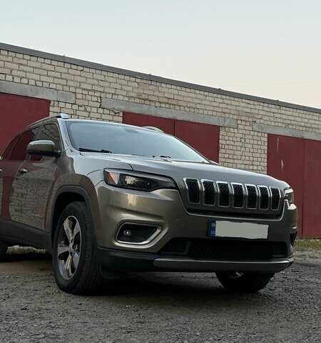 Коричневый Джип Чероки, объемом двигателя 3.24 л и пробегом 75 тыс. км за 18300 $, фото 2 на Automoto.ua