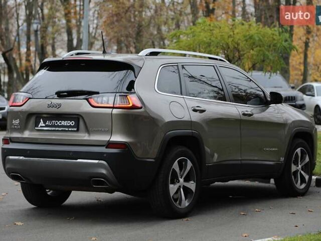 Коричневый Джип Чероки, объемом двигателя 3.24 л и пробегом 117 тыс. км за 18500 $, фото 3 на Automoto.ua