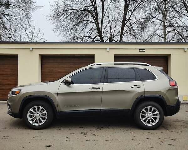 Коричневий Джип Cherokee, об'ємом двигуна 2.36 л та пробігом 144 тис. км за 15999 $, фото 6 на Automoto.ua
