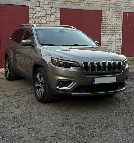 Коричневый Джип Чероки, объемом двигателя 3.24 л и пробегом 75 тыс. км за 18300 $, фото 1 на Automoto.ua