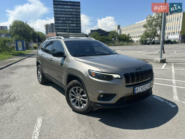 Коричневий Джип Cherokee, об'ємом двигуна 3.24 л та пробігом 90 тис. км за 16400 $, фото 2 на Automoto.ua