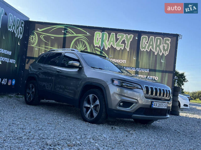Джип Чероки 2018 в Харькове на Automoto.ua Коричневый Джип Чероки, объемом двигателя 3.24 л и пробегом 75 тыс. км за 20200 $, фото 4 на Automoto.ua