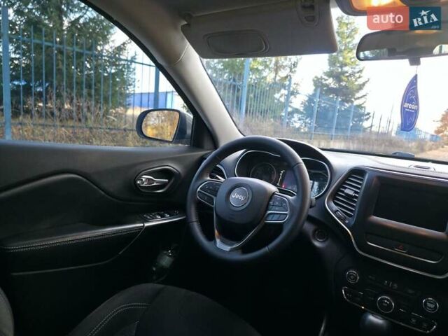 Коричневий Джип Cherokee, об'ємом двигуна 2.36 л та пробігом 166 тис. км за 14000 $, фото 30 на Automoto.ua