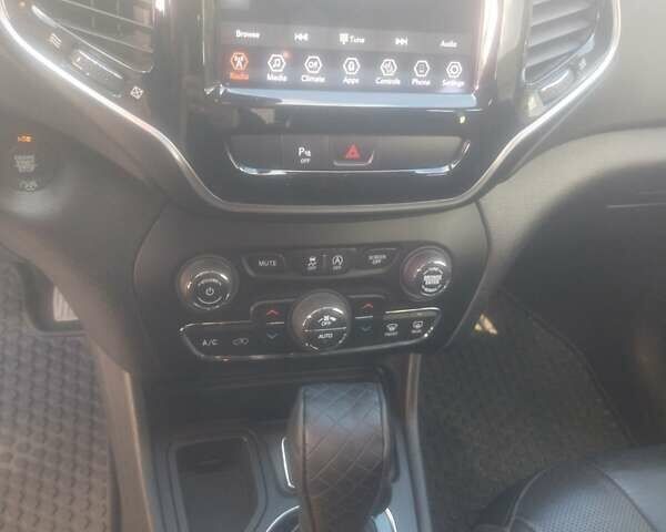 Коричневый Джип Чероки, объемом двигателя 2.36 л и пробегом 157 тыс. км за 21000 $, фото 15 на Automoto.ua