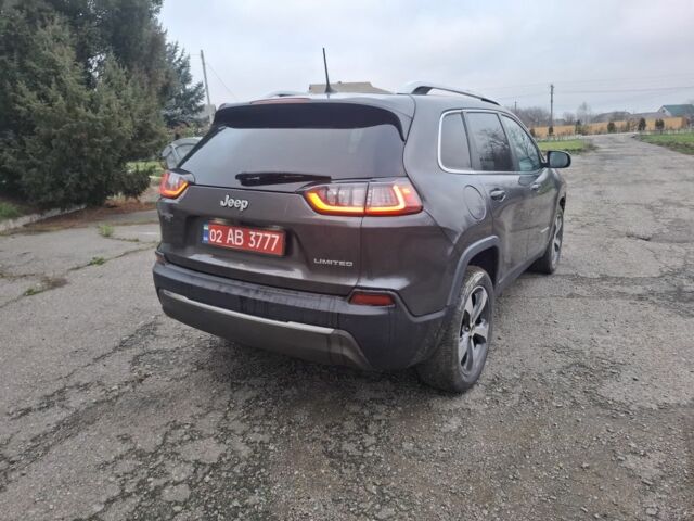 Коричневый Джип Чероки, объемом двигателя 2.4 л и пробегом 105 тыс. км за 16000 $, фото 1 на Automoto.ua