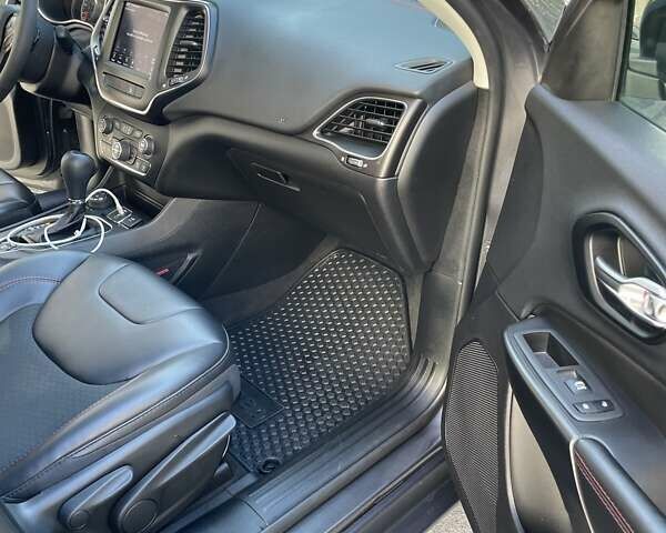 Коричневий Джип Cherokee, об'ємом двигуна 3.24 л та пробігом 29 тис. км за 22700 $, фото 19 на Automoto.ua