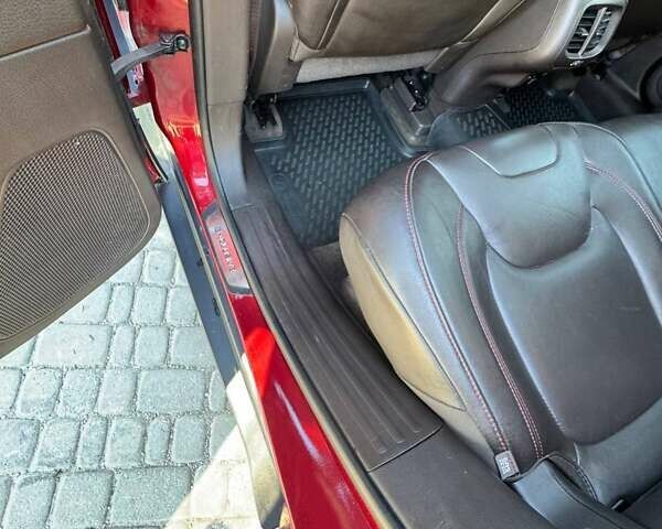 Красный Джип Чероки, объемом двигателя 3.24 л и пробегом 189 тыс. км за 14000 $, фото 13 на Automoto.ua