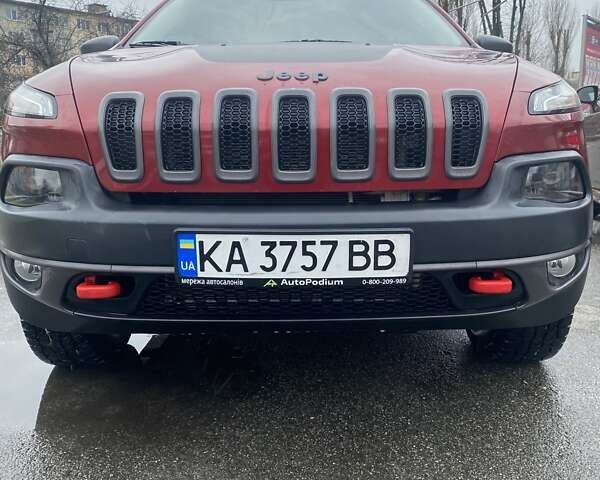 Красный Джип Чероки, объемом двигателя 3.24 л и пробегом 98 тыс. км за 15500 $, фото 8 на Automoto.ua