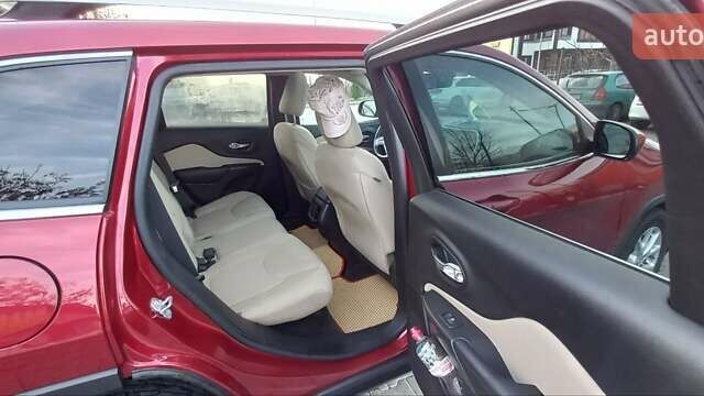 Джип Чероки 2014 в Одессе на Automoto.ua Красный Джип Чероки, объемом двигателя 2.4 л и пробегом 211 тыс. км за 13200 $, фото 12 на Automoto.ua