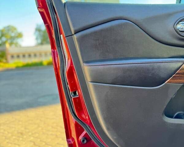 Червоний Джип Cherokee, об'ємом двигуна 3.24 л та пробігом 189 тис. км за 14000 $, фото 27 на Automoto.ua