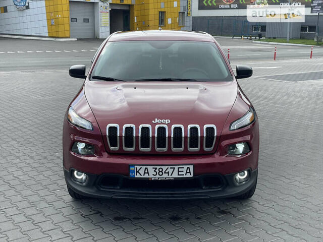 Червоний Джип Cherokee, об'ємом двигуна 2.4 л та пробігом 107 тис. км за 15500 $, фото 3 на Automoto.ua