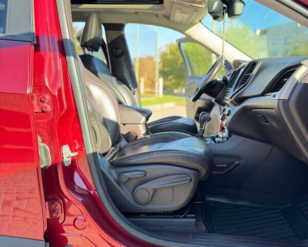 Красный Джип Чероки, объемом двигателя 3.24 л и пробегом 189 тыс. км за 14000 $, фото 28 на Automoto.ua