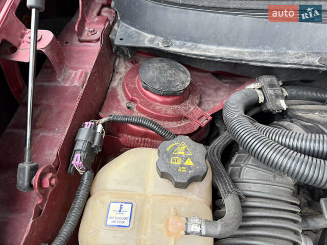 Червоний Джип Cherokee, об'ємом двигуна 3.2 л та пробігом 151 тис. км за 16555 $, фото 92 на Automoto.ua