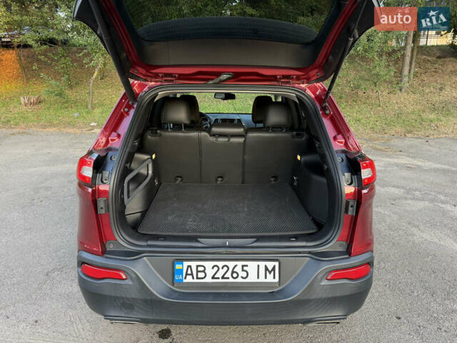 Красный Джип Чероки, объемом двигателя 3.24 л и пробегом 145 тыс. км за 15200 $, фото 19 на Automoto.ua