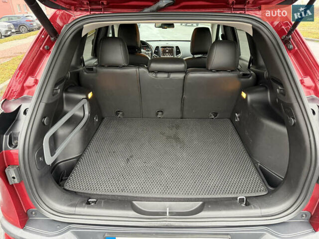 Червоний Джип Cherokee, об'ємом двигуна 3.2 л та пробігом 151 тис. км за 16555 $, фото 90 на Automoto.ua