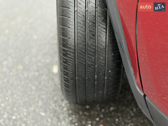 Червоний Джип Cherokee, об'ємом двигуна 3.2 л та пробігом 151 тис. км за 16555 $, фото 6 на Automoto.ua