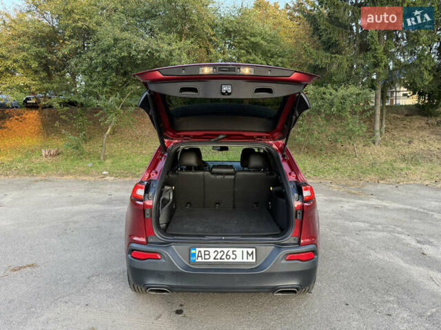 Красный Джип Чероки, объемом двигателя 3.24 л и пробегом 145 тыс. км за 15200 $, фото 25 на Automoto.ua