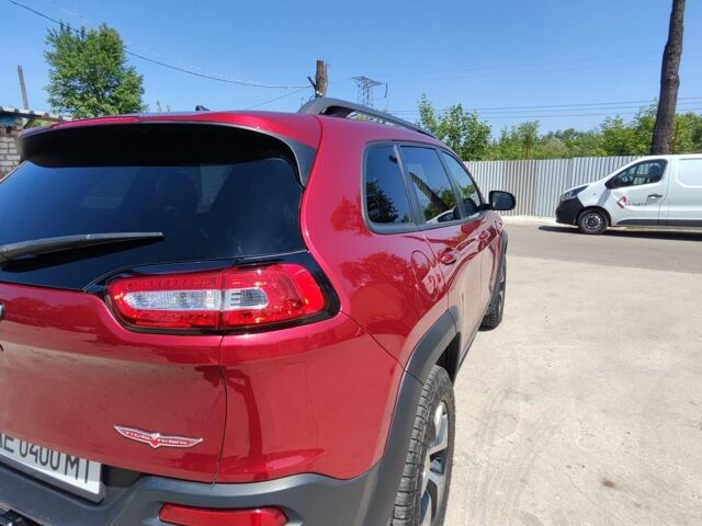 Червоний Джип Cherokee, об'ємом двигуна 0 л та пробігом 133 тис. км за 17555 $, фото 13 на Automoto.ua