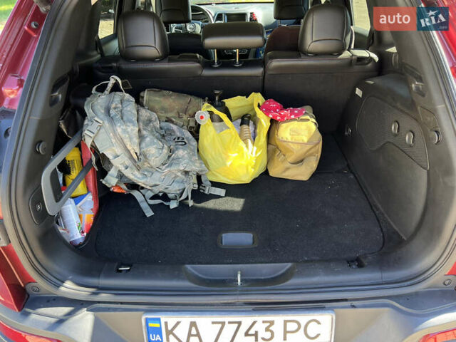 Червоний Джип Cherokee, об'ємом двигуна 3.24 л та пробігом 120 тис. км за 19000 $, фото 13 на Automoto.ua