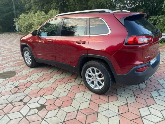 Красный Джип Чероки, объемом двигателя 2.4 л и пробегом 223 тыс. км за 12300 $, фото 3 на Automoto.ua