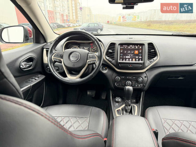 Червоний Джип Cherokee, об'ємом двигуна 3.2 л та пробігом 151 тис. км за 16555 $, фото 71 на Automoto.ua