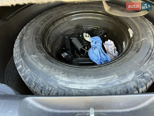Червоний Джип Cherokee, об'ємом двигуна 3.24 л та пробігом 120 тис. км за 19000 $, фото 11 на Automoto.ua