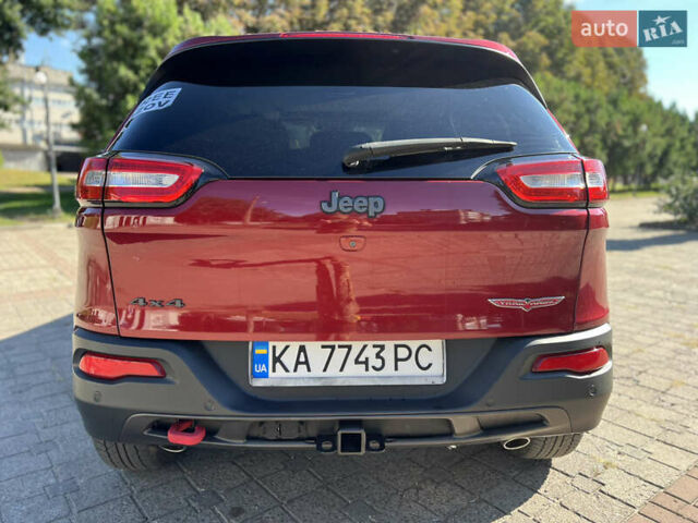 Червоний Джип Cherokee, об'ємом двигуна 3.24 л та пробігом 120 тис. км за 19000 $, фото 4 на Automoto.ua