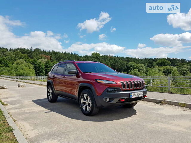 Червоний Джип Cherokee, об'ємом двигуна 3.24 л та пробігом 88 тис. км за 18400 $, фото 2 на Automoto.ua