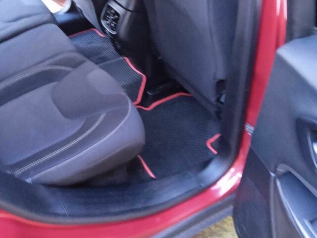 Красный Джип Чероки, объемом двигателя 2.4 л и пробегом 223 тыс. км за 12300 $, фото 13 на Automoto.ua