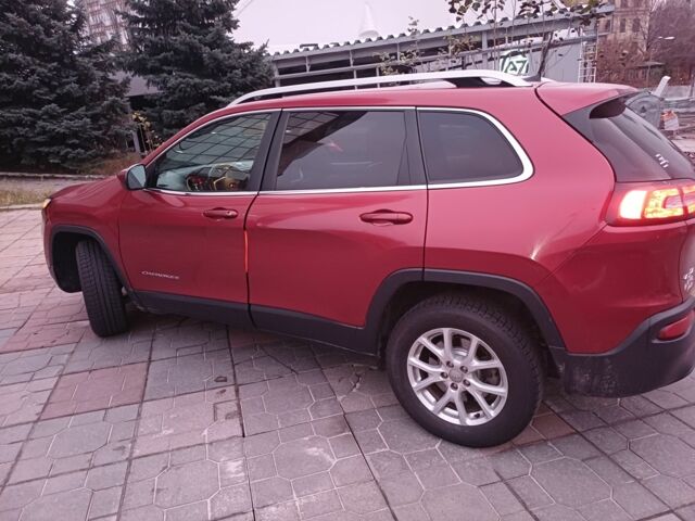 Червоний Джип Cherokee, об'ємом двигуна 2.4 л та пробігом 127 тис. км за 12000 $, фото 3 на Automoto.ua